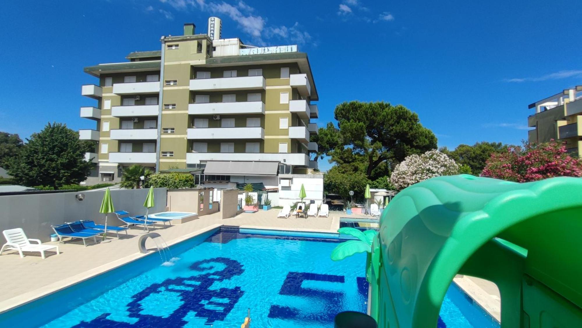 Hotel Smeraldo Pertisau Ngoại thất bức ảnh