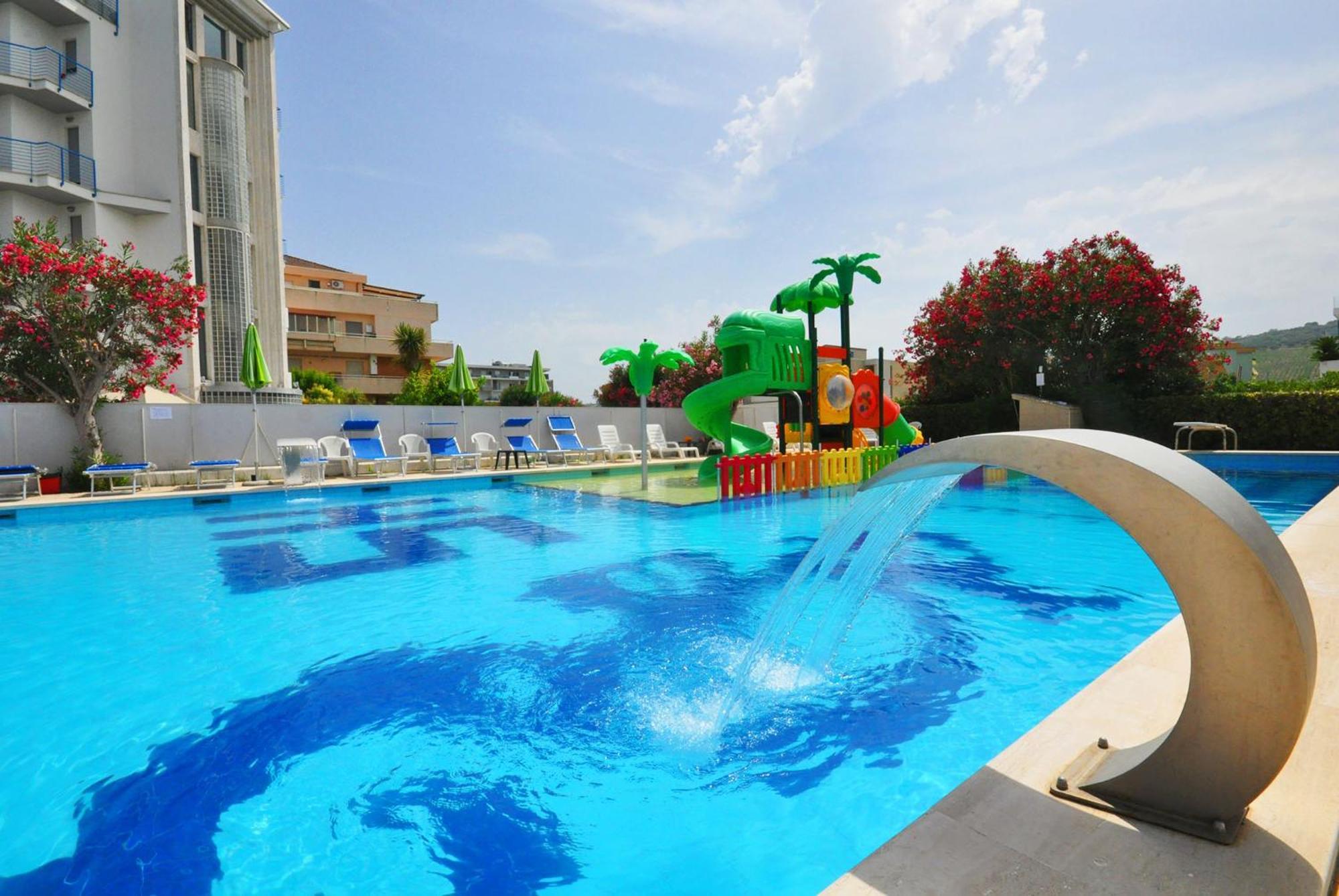 Hotel Smeraldo Pertisau Ngoại thất bức ảnh