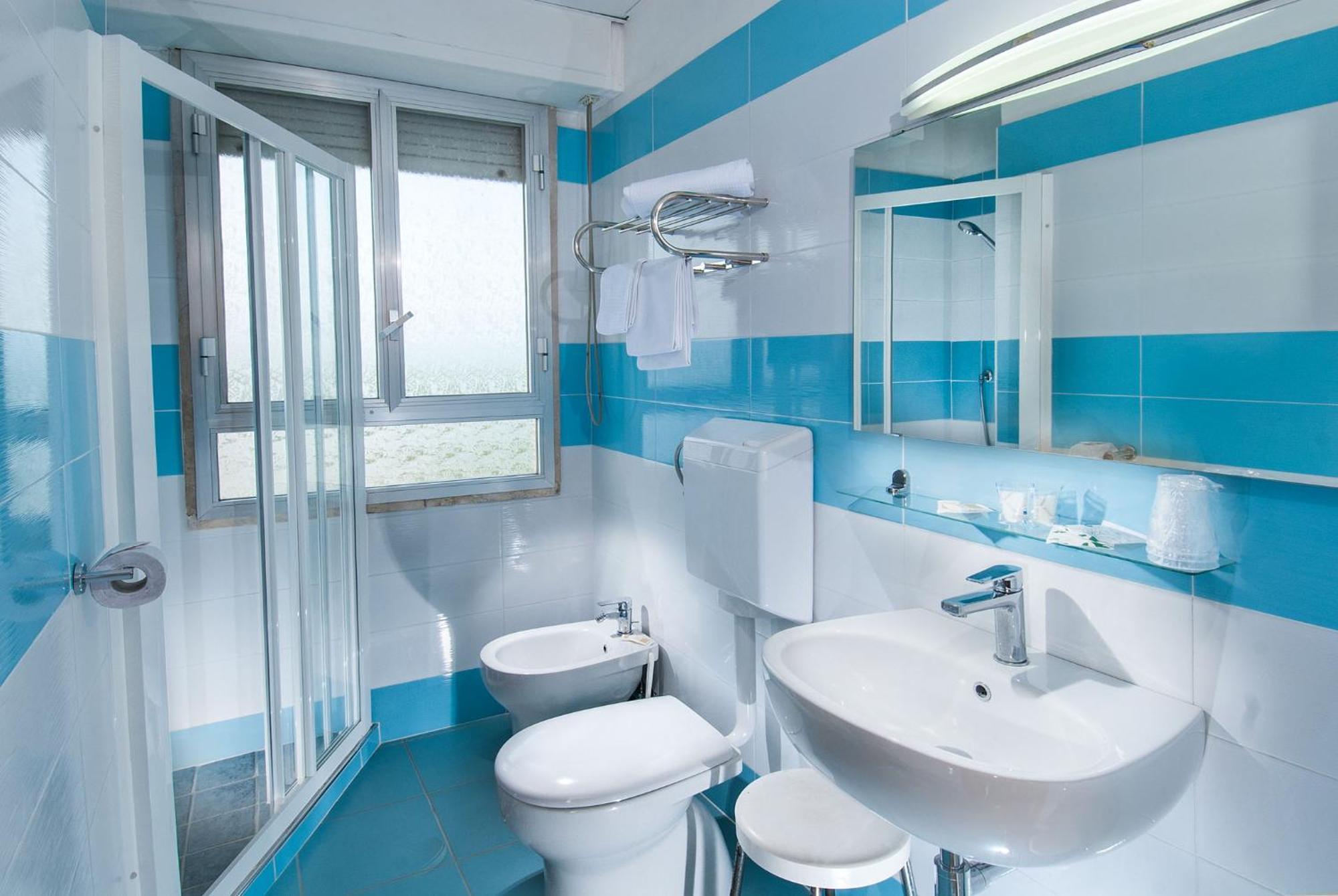Hotel Smeraldo Pertisau Ngoại thất bức ảnh