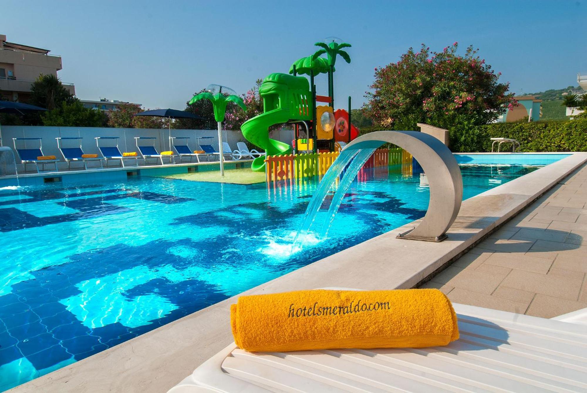 Hotel Smeraldo Pertisau Ngoại thất bức ảnh